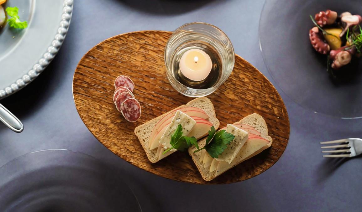 a chord コマニー